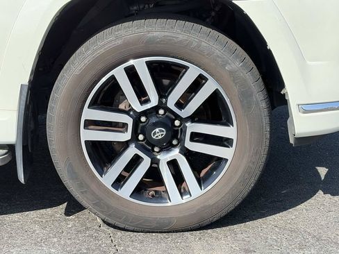 Used 2019 Toyota 4Runner Limited AWD/4WD image 10