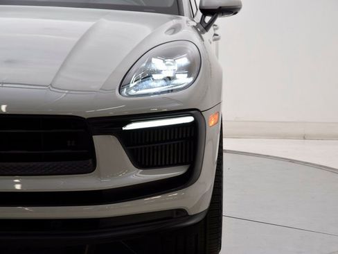 Used 2023 Porsche Macan S image 12