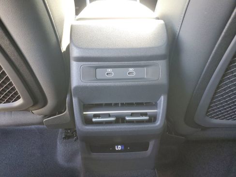 New 2026 Audi Q3 quattro 2.0T image 13