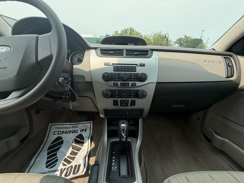 Used 2011 Ford Focus SE FWD image 24