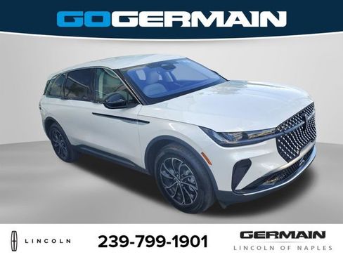 New 2026 Lincoln Nautilus Premier AWD/4WD image 6