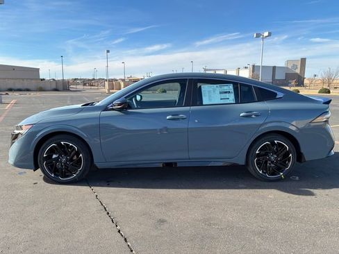 New 2026 Nissan Sentra SR image 3