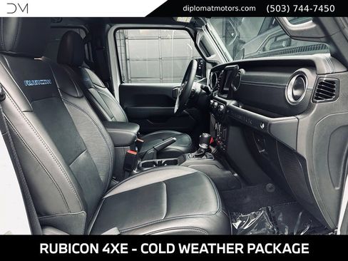 Used 2023 Jeep Wrangler Unlimited Rubicon 4xe w/ Cold Weather Group AWD/4WD image 20
