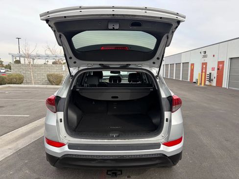 Used 2017 Hyundai Tucson SE Plus image 9