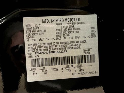 Certified 2024 Ford Edge ST-Line w/ Class II Trailer Tow Package AWD/4WD image 30