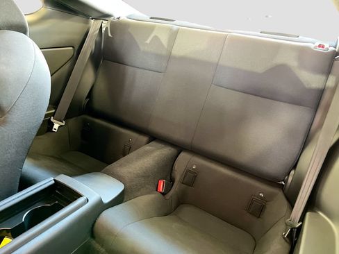 Used 2024 Toyota GR86 RWD image 22