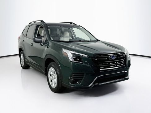 Used 2023 Subaru Forester AWD/4WD image 3