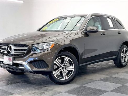 Used 2018 Mercedes-Benz GLC 300 4MATIC image 12