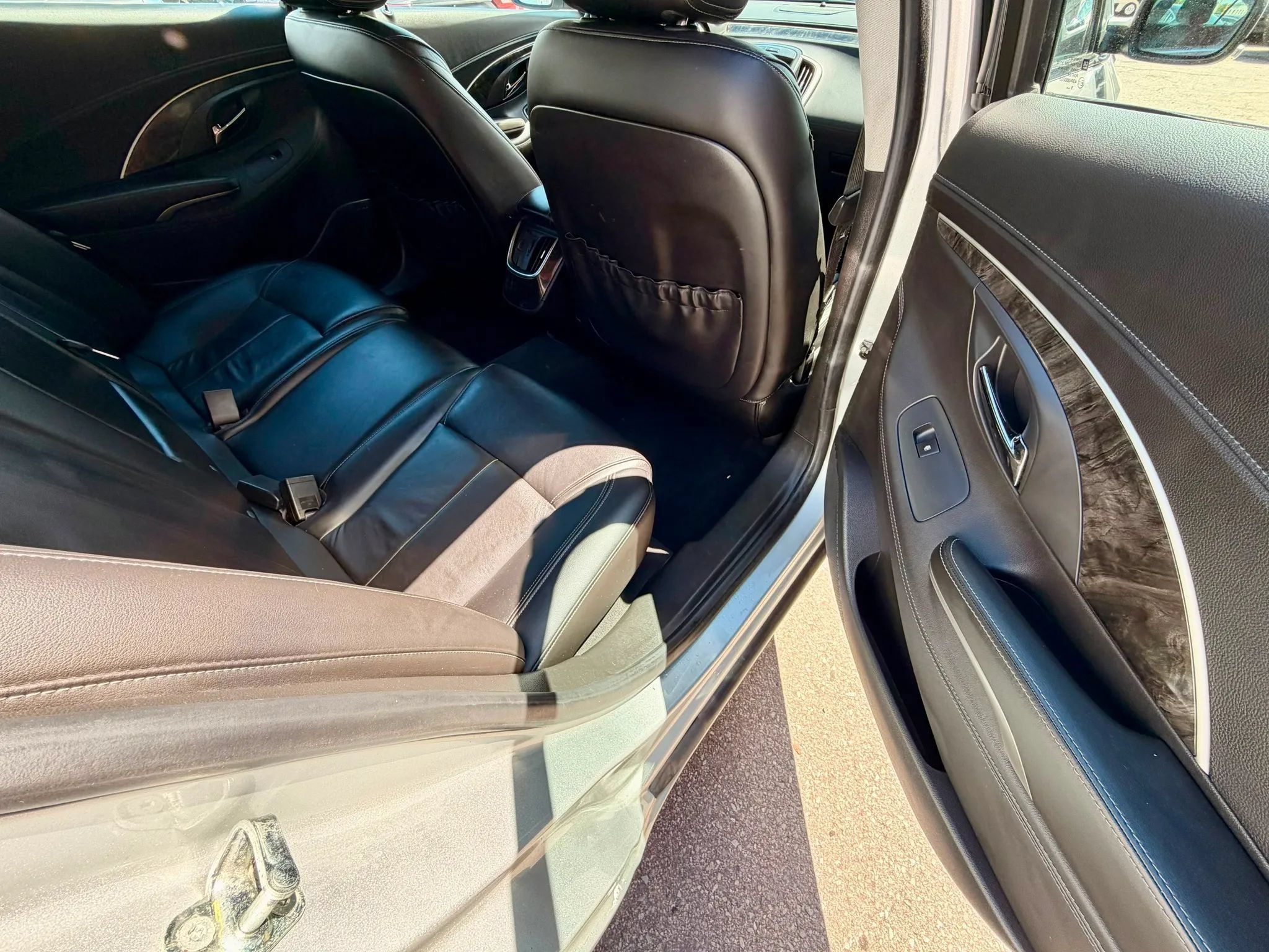 Used 2016 Buick LaCrosse Leather FWD image 7