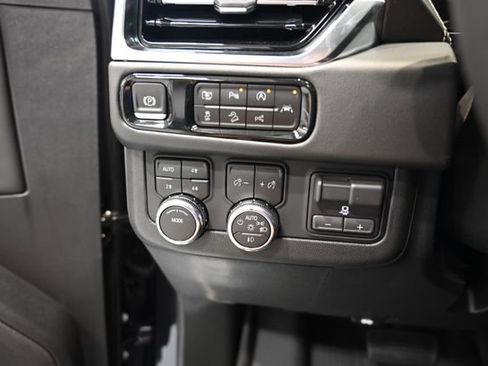 New 2026 GMC Yukon XL Elevation w/ Elevation Premium Package AWD/4WD image 26