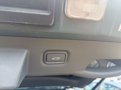 Used 2024 Hyundai Ioniq 5 SEL image 28