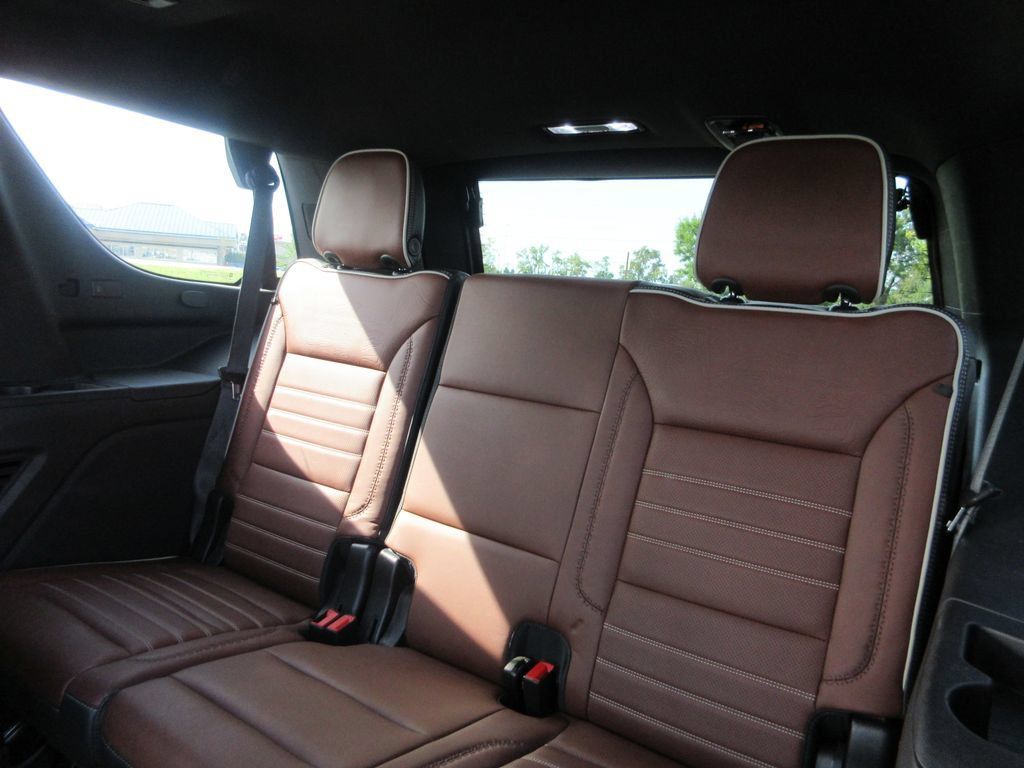 Certified 2023 GMC Yukon Denali Ultimate AWD/4WD image 27