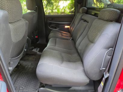 Used 2002 Chevrolet Avalanche 2WD w/ Convenience Pkg