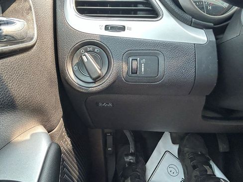 Used 2016 Dodge Journey SE w/ MOPAR All-Weather Group FWD image 26