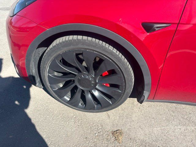 Used 2022 Tesla Model Y Performance AWD/4WD image 23
