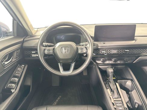 Used 2024 Honda Accord Touring image 31
