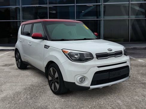 Used 2017 Kia Soul + w/ Designer's Package image 2