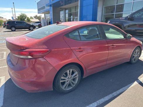 Used 2018 Hyundai Elantra SEL image 4