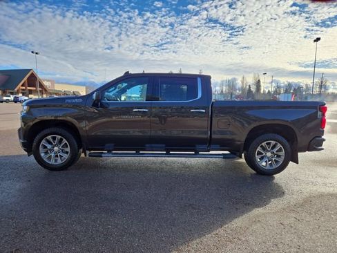 Used 2021 Chevrolet Silverado 1500 High Country image 9