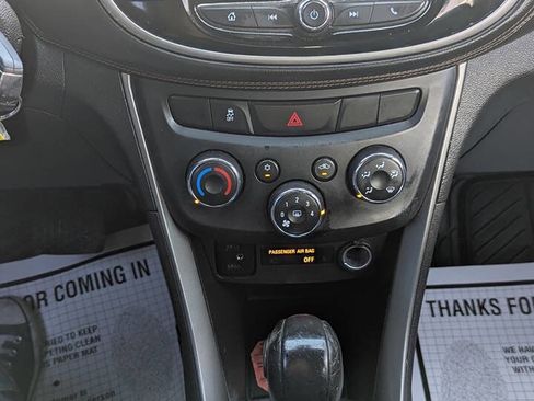 Used 2017 Chevrolet Trax LS image 10
