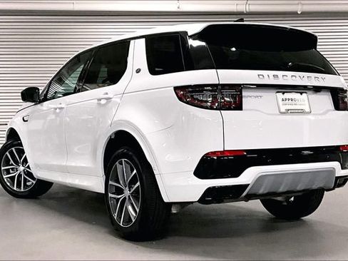 Certified 2025 Land Rover Discovery Sport S image 10