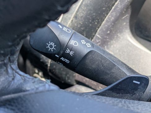 Used 2017 Toyota Corolla SE image 24