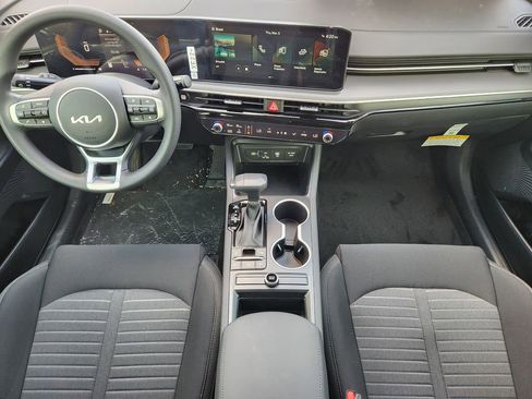 New 2026 Kia K5 LXS image 18