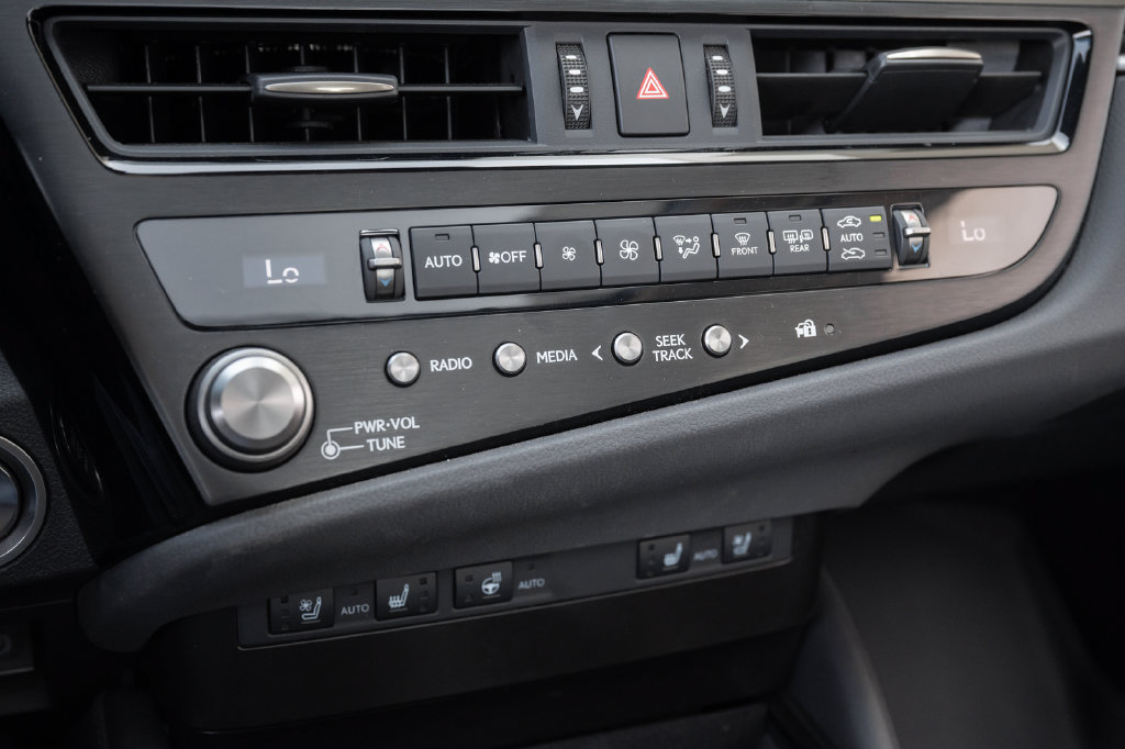 Used 2025 Lexus ES 350 w/ Premium Package FWD image 33