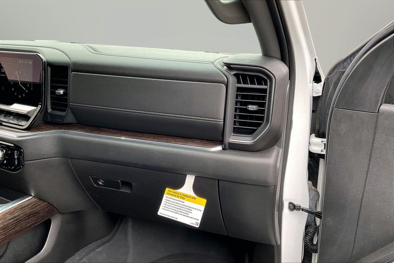 Used 2023 GMC Sierra 1500 Elevation w/ Elevation Premium Package AWD/4WD image 19