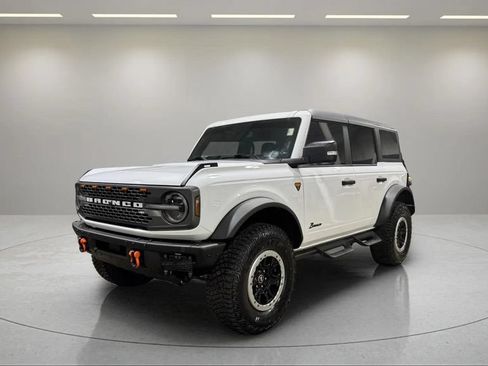 Used 2023 Ford Bronco Badlands AWD/4WD image 16