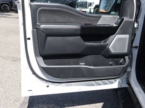 Used 2022 Ford F150 Lightning Platinum AWD/4WD image 14