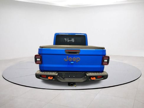 Certified 2024 Jeep Gladiator Mojave image 5