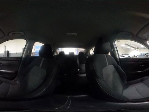 Used 2023 Nissan Sentra SV image 41