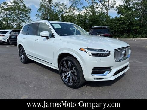 Used 2024 Volvo XC90 B6 Ultimate AWD/4WD image 3