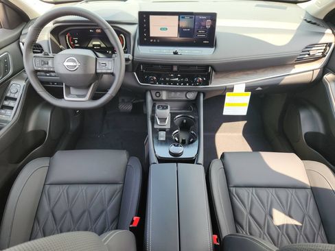 New 2026 Nissan Rogue Platinum w/ Platinum Premium Package AWD/4WD image 19