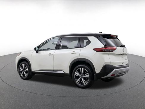 Used 2026 Nissan Rogue SL AWD/4WD image 7