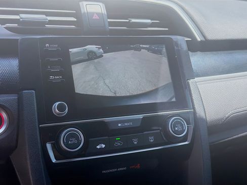 Used 2020 Honda Civic Sport image 13