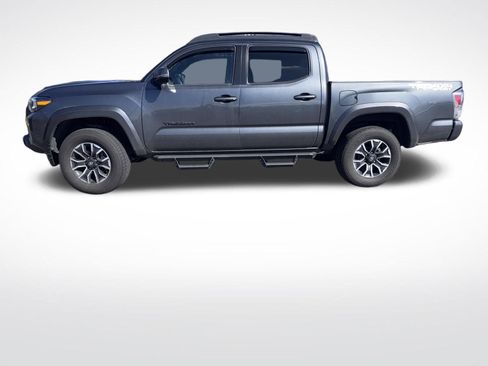 Used 2023 Toyota Tacoma TRD Sport w/ Black Out Package (TMS) image 6