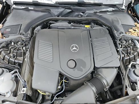 Used 2025 Mercedes-Benz C 300 4MATIC Sedan image 22