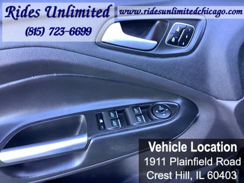 Used 2017 Ford Escape Titanium image 13