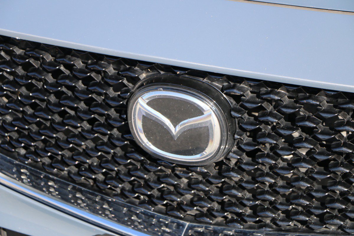 Used 2025 MAZDA CX-30 AWD 2.5 S w/ Preferred Package image 12