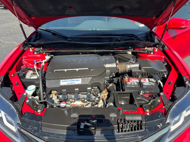 Used 2017 Honda Accord EX-L image 10