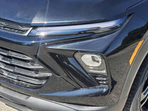 New 2026 Chevrolet TrailBlazer LT w/ Convenience Package FWD image 5