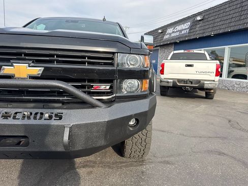 Used 2016 Chevrolet Silverado 2500 LTZ w/ LTZ Plus Package AWD/4WD image 4