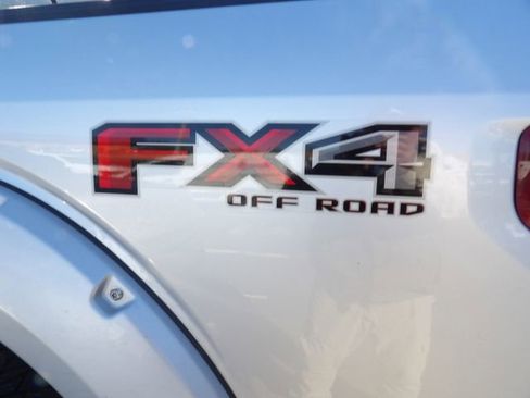 Used 2019 Ford F150 Lariat w/ Equipment Group 502A Luxury image 14