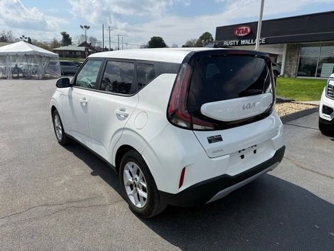 Used 2023 Kia Soul LX w/ Option Group 015 image 6