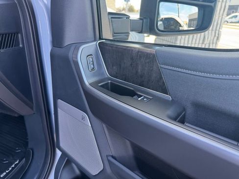 Used 2025 Ford F450 Lariat w/ Lariat Ultimate Package image 15