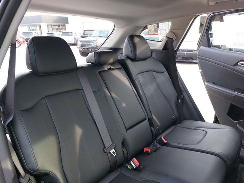 New 2026 Kia Sportage EX w/ EX Panorama Roof Package image 11