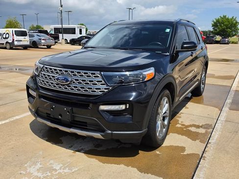 Used 2021 Ford Explorer XLT w/ Equipment Group 202A AWD/4WD image 1