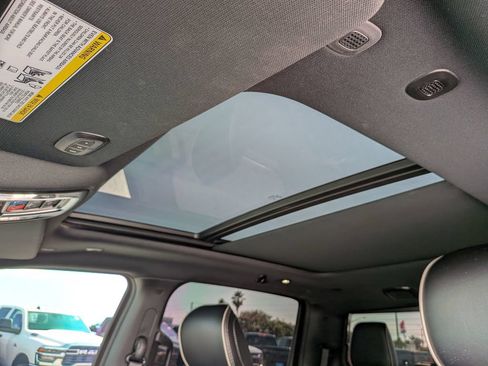 Used 2024 RAM 1500 Limited AWD/4WD image 18